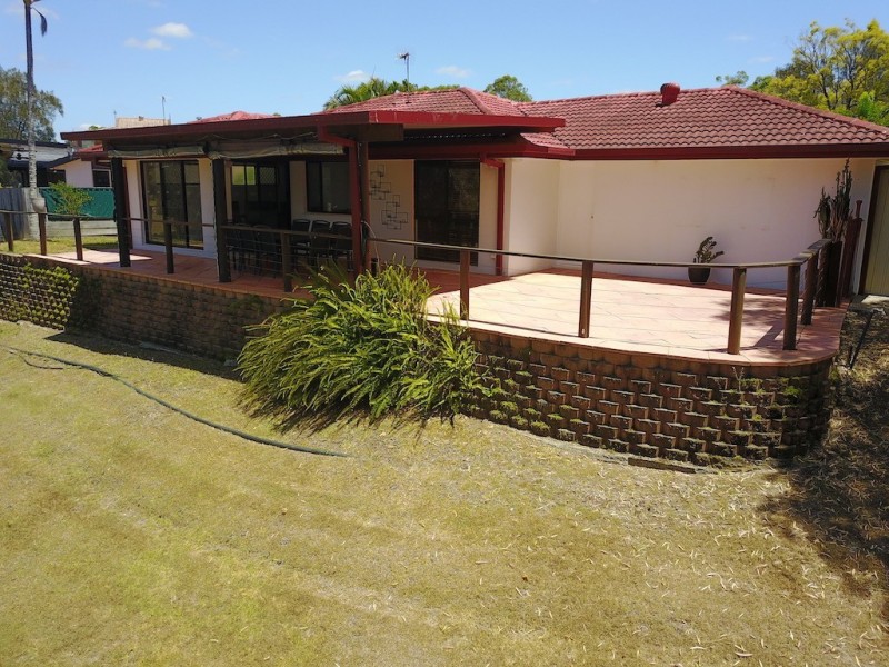 8 Riverlea Water Drive, Nerang QLD 4211