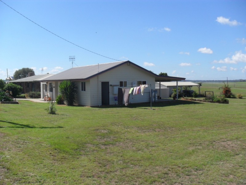 8 & 10 Hardiker Street, Moffatdale QLD 4605