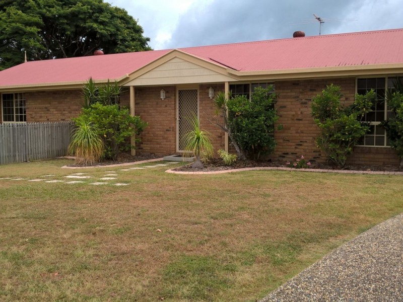 7 Loftus Place, Sandstone Point QLD 4511