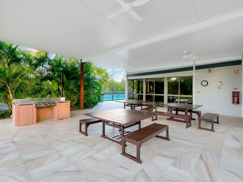 8 Riverlea Water Drive, Nerang QLD 4211