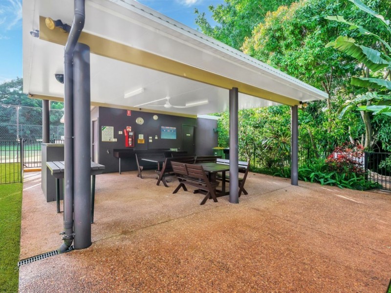 8 Riverlea Water Drive, Nerang QLD 4211