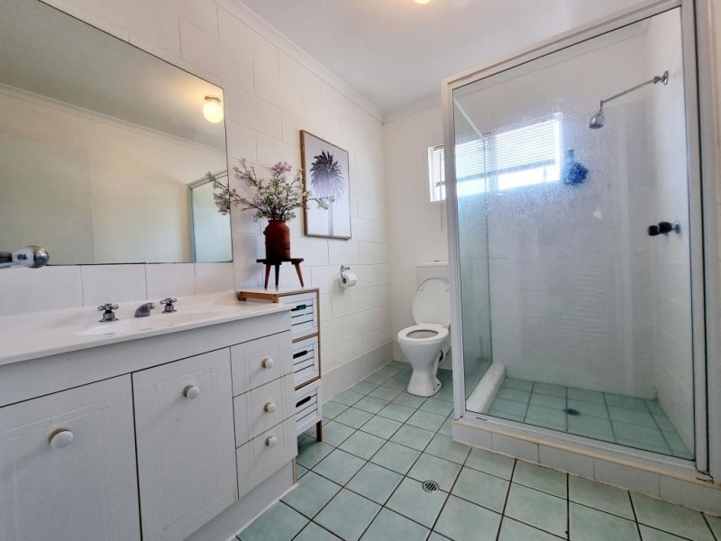 11/22-24 Fairweather Street, Yorkeys Knob QLD 4878