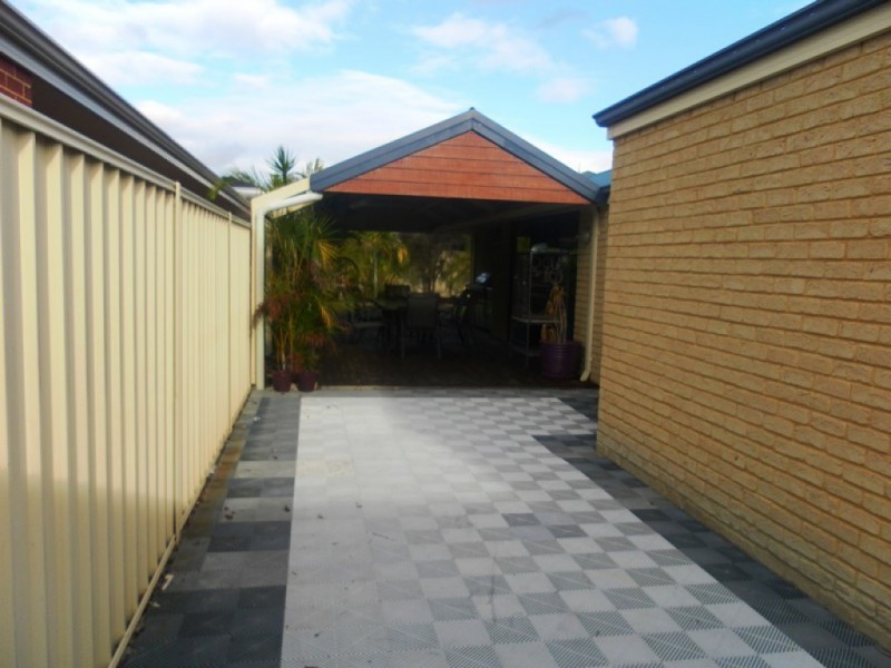 288 Fraser Road North, Canning Vale WA 6155