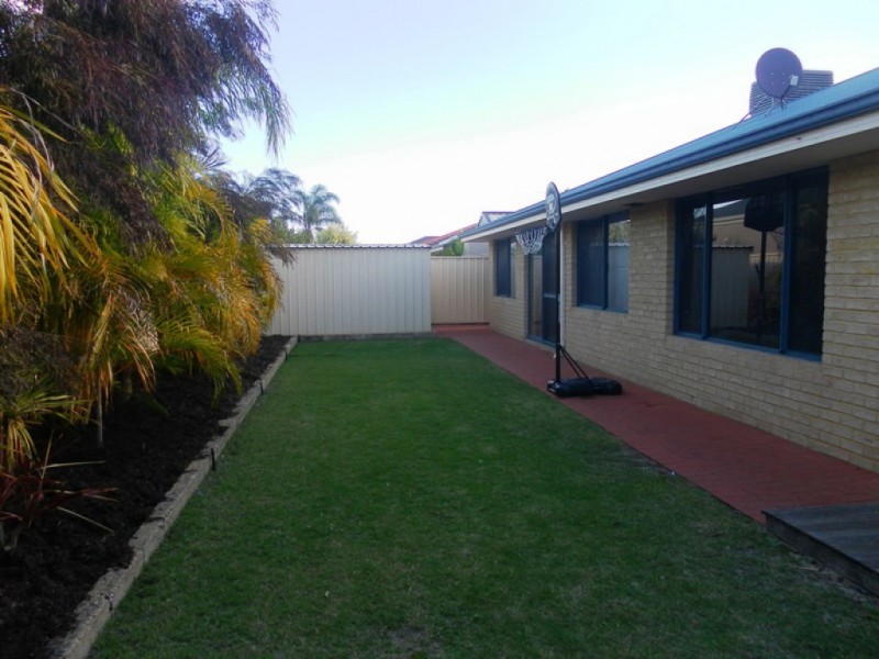 288 Fraser Road North, Canning Vale WA 6155