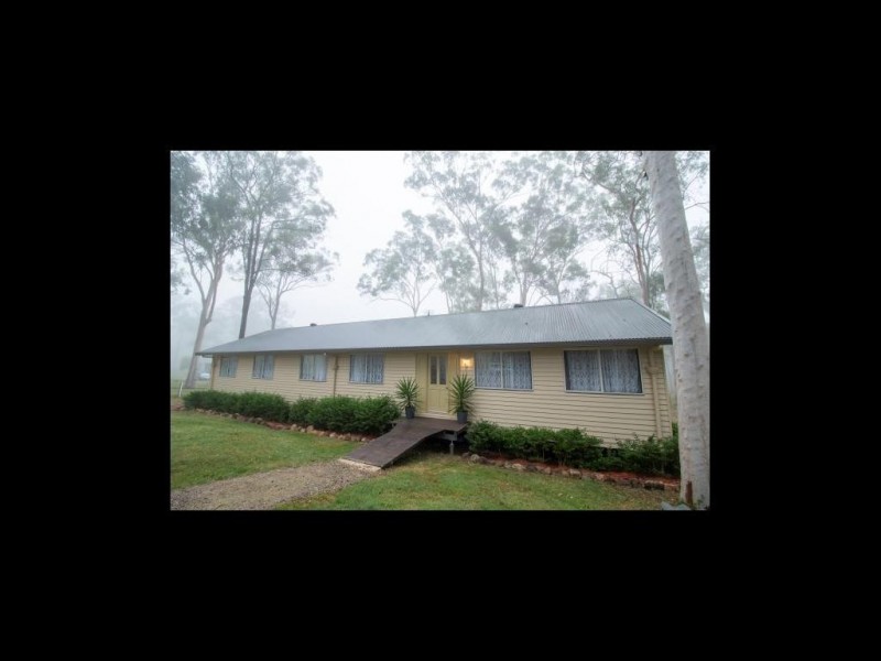 65 Thallon Road, Kensington Grove QLD 4341