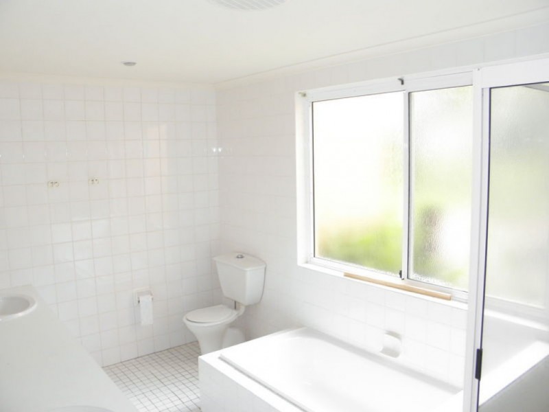 Moore Park Beach QLD 4670