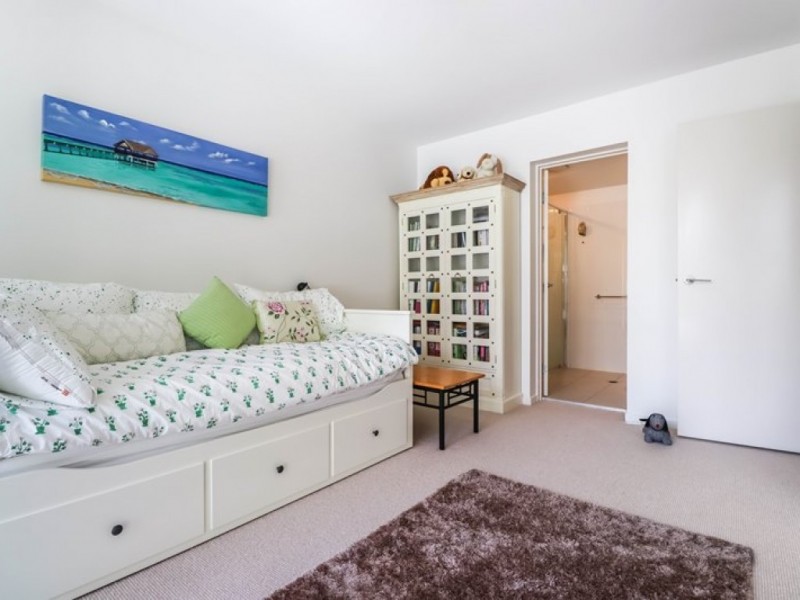 1111/2 Activa Way, Hope Island QLD 4212