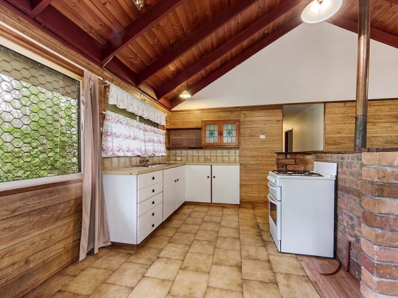 50 Melrose Drive, Flinders View QLD 4305