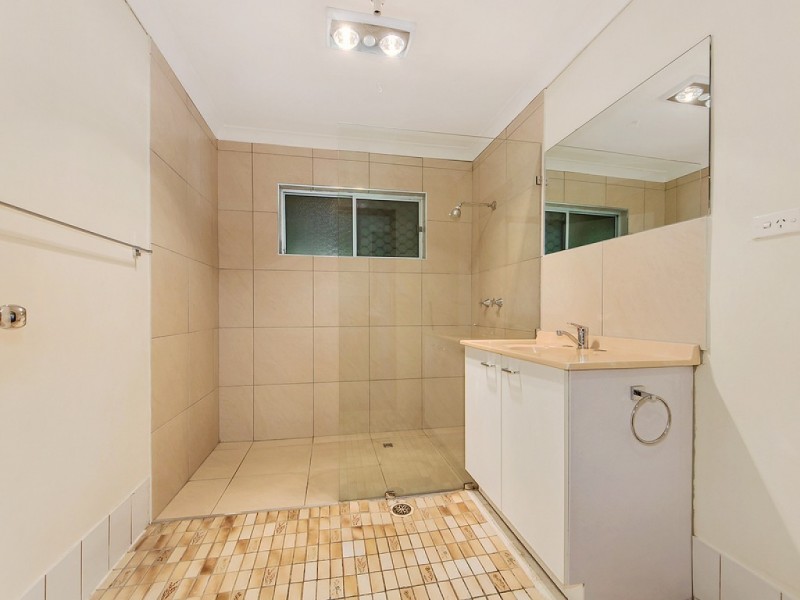 50 Melrose Drive, Flinders View QLD 4305