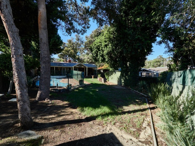 6 Rosea Close, Maida Vale WA 6057