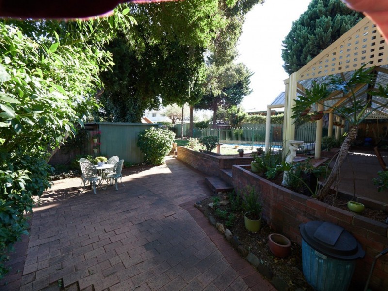 6 Rosea Close, Maida Vale WA 6057