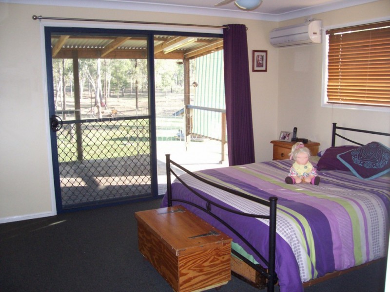 Wattle Camp QLD 4615