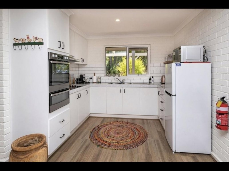 194 Hayes Road, Quindalup WA 6281