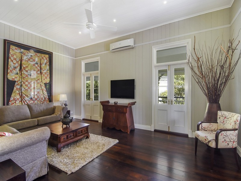 28 Meron Street, Southport QLD 4215