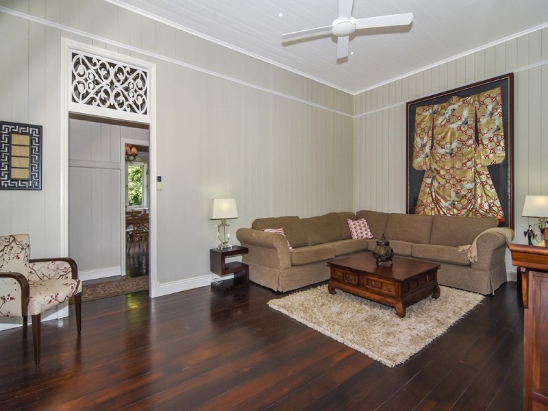 28 Meron Street, Southport QLD 4215