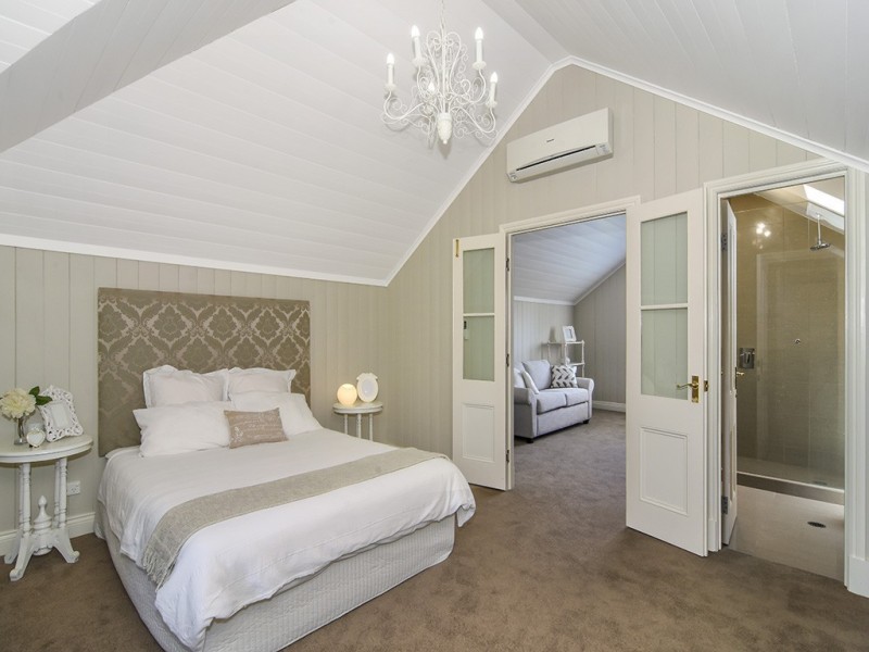 28 Meron Street, Southport QLD 4215