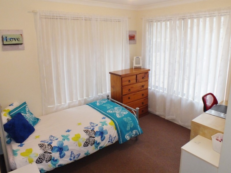 11 Newington Pass, Ellenbrook WA 6069