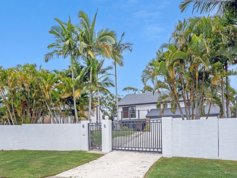 8 Binalong Drive, Ashmore QLD 4214