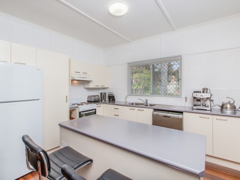 1 Bayview Terrace, Clontarf QLD 4019