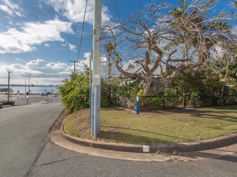1 Bayview Terrace, Clontarf QLD 4019