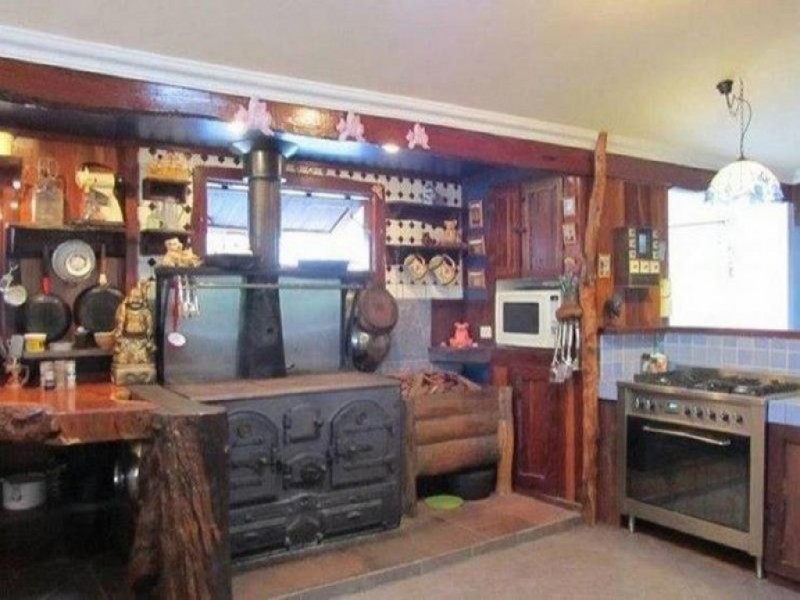 23 Sues Road, Horse Camp QLD 4671