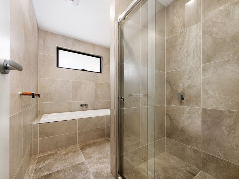 31 Oleander Ave, Biggera Waters QLD 4216