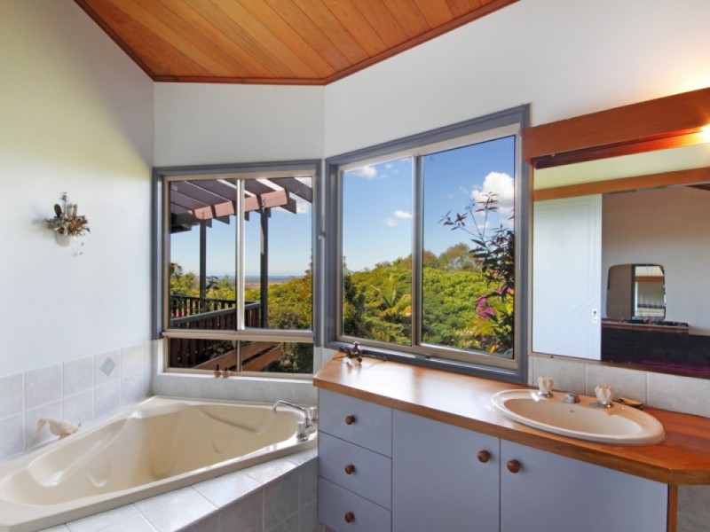 6 Caladenia Court, Maroochy River QLD 4561