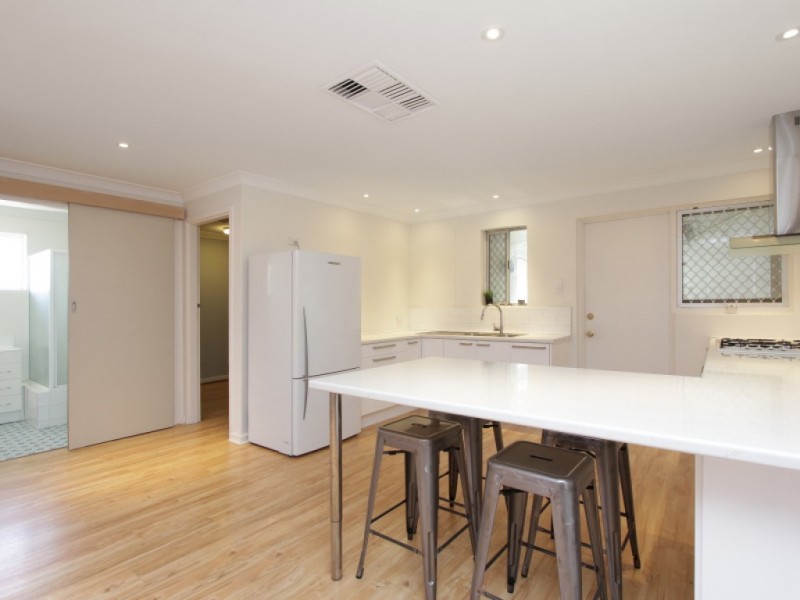 40 Collingwood Street, Dianella WA 6059