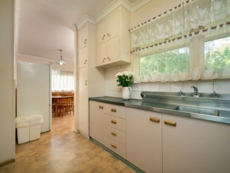 26 Cambridge Street, Wendouree VIC 3355