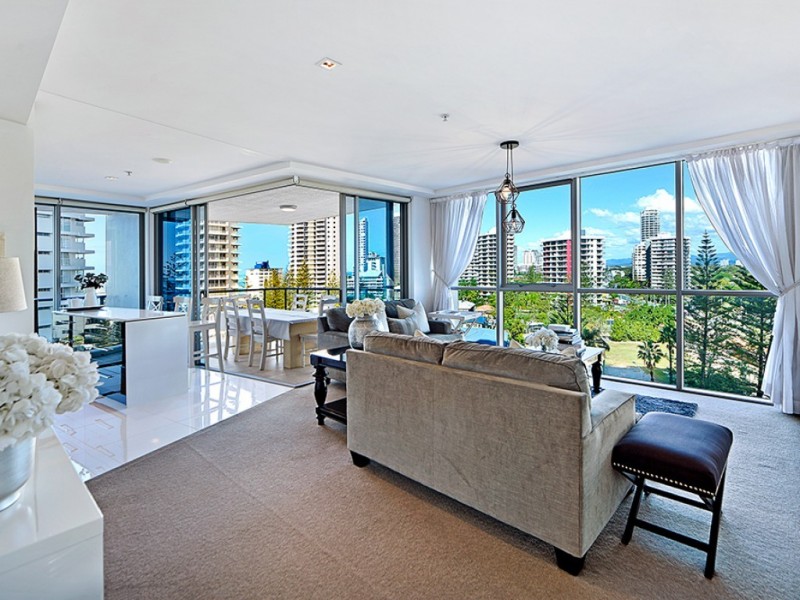 907/18 Enderley Avenue, Surfers Paradise QLD 4217