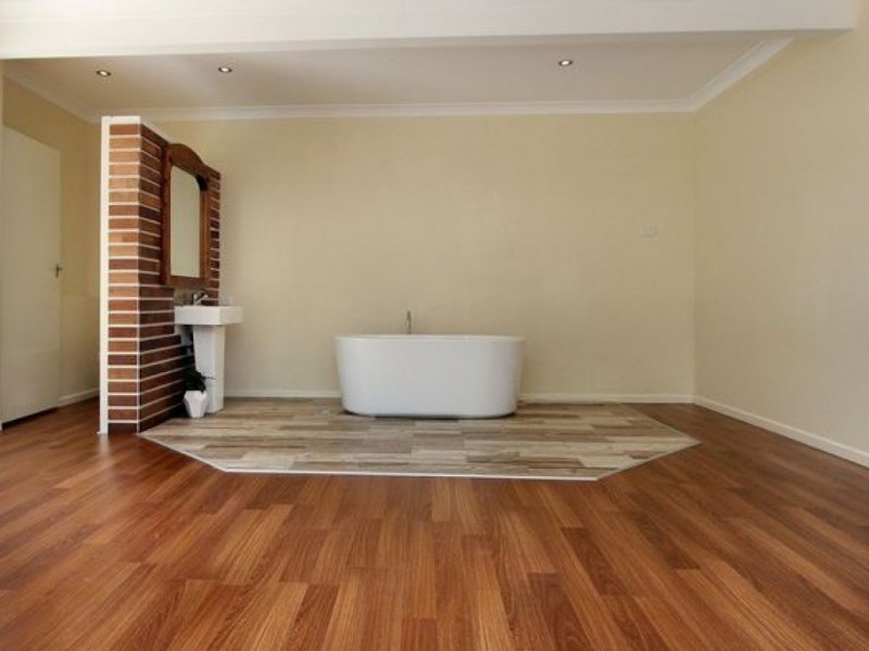 2 Minkara Street, Indooroopilly QLD 4068