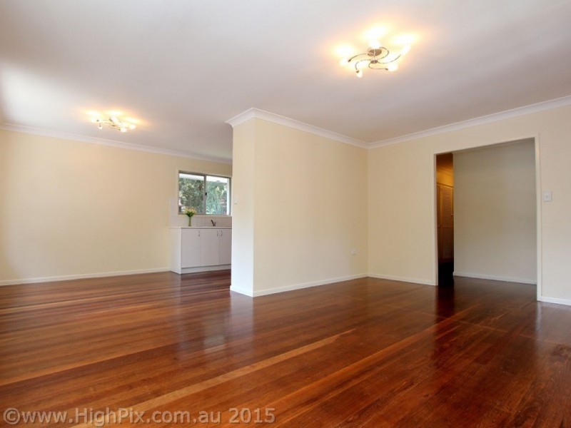 2 Minkara Street, Indooroopilly QLD 4068