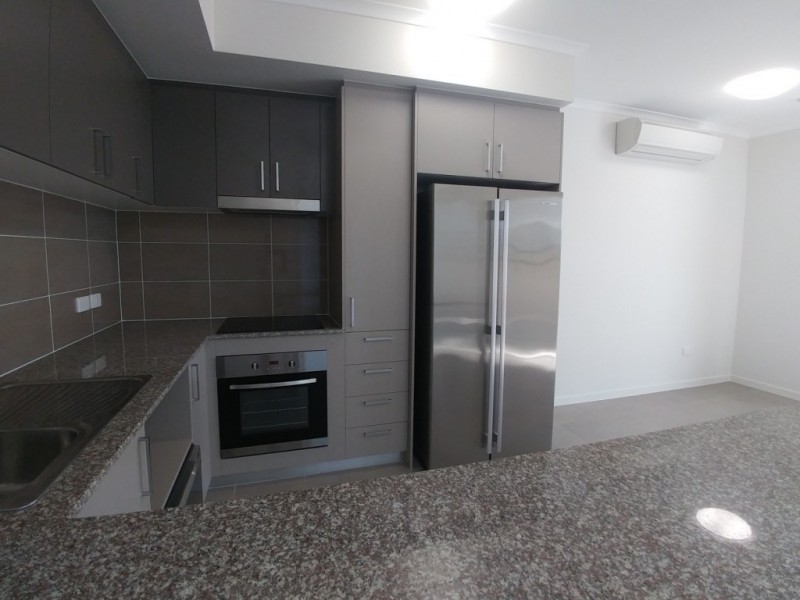 14 Rowley Place, Burdell QLD 4818