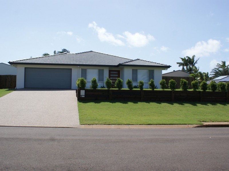 26 Mokera Street, Coral Cove QLD 4670