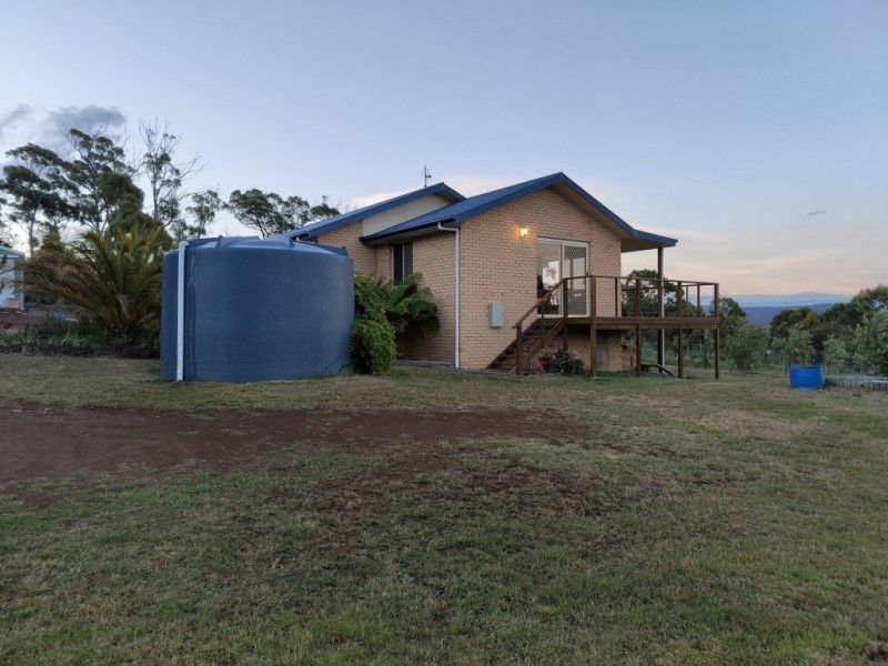 88 Barton Avenue, Triabunna TAS 7190