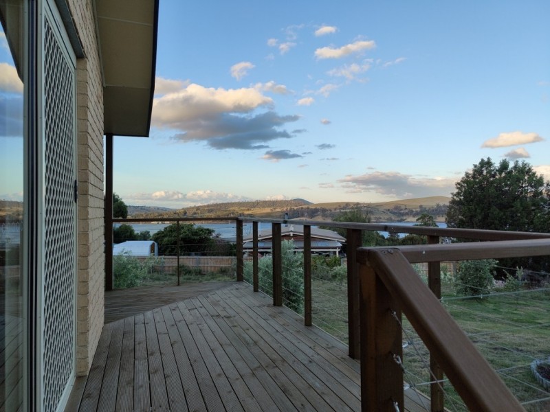 88 Barton Avenue, Triabunna TAS 7190