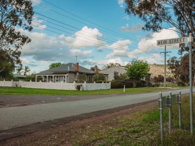 67 Weir Street, Euroa VIC 3666