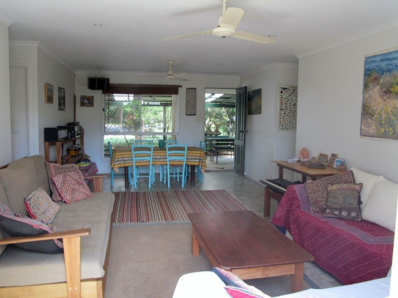 15 Royal Court, Cooran QLD 4569