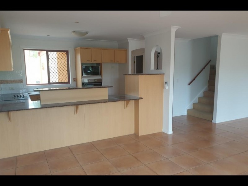 8 Woody Views Way, Robina QLD 4226