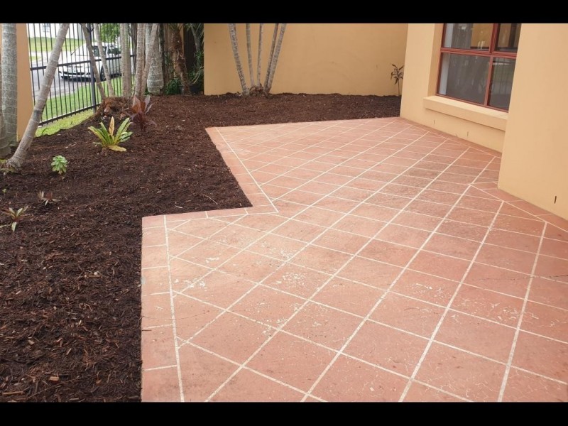 8 Woody Views Way, Robina QLD 4226