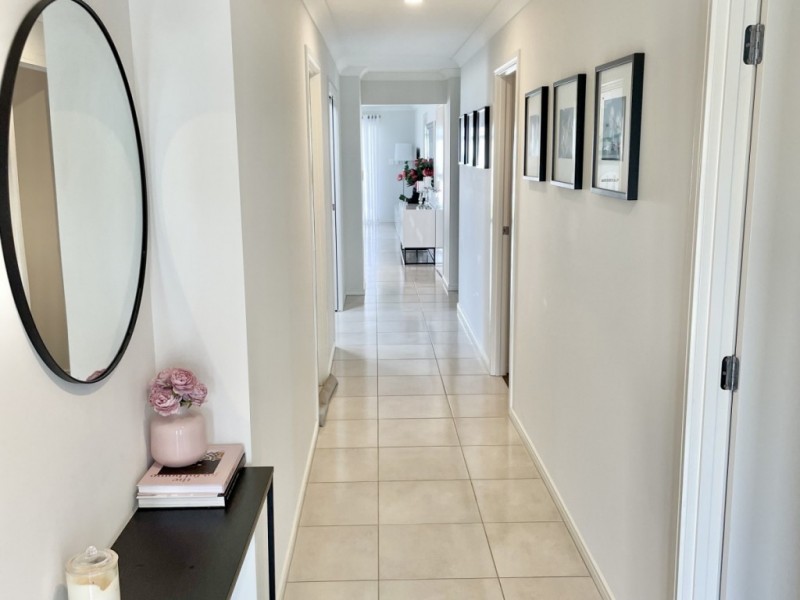 11 Daydream Crescent, Springfield Lakes QLD 4300