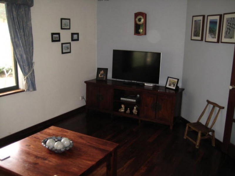 539 Dinsdale Road, Gidgegannup WA 6083