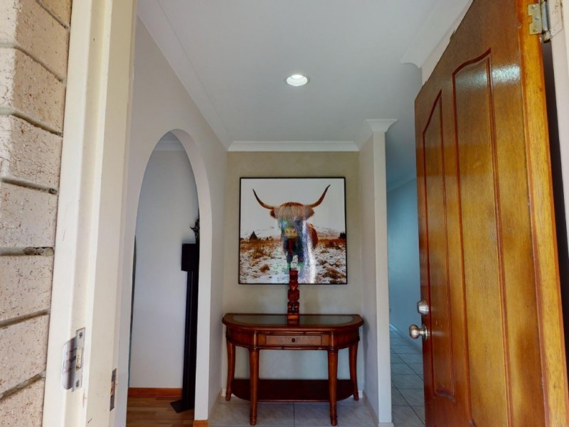 24 Lochmaben Court, Beaconsfield QLD 4740