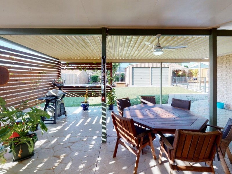 24 Lochmaben Court, Beaconsfield QLD 4740