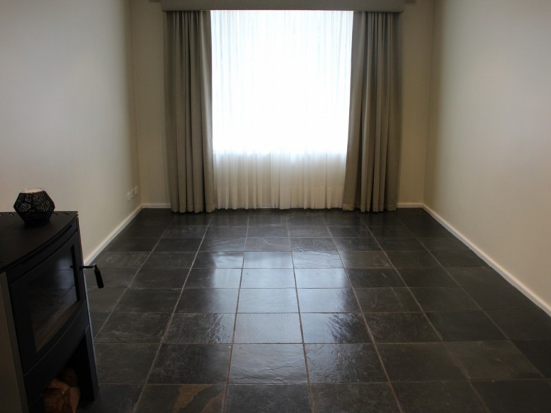 27 McClure Avenue, Reynella East SA 5161