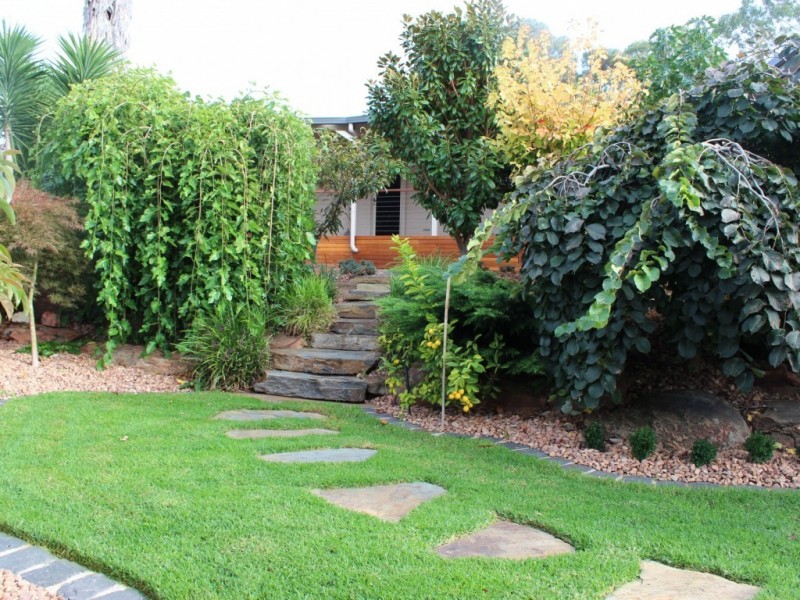 27 McClure Avenue, Reynella East SA 5161