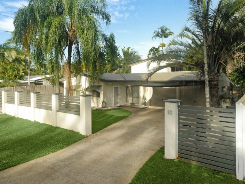 22 Carramar Crescent, Caravonica QLD 4878