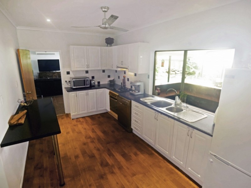 22 Carramar Crescent, Caravonica QLD 4878