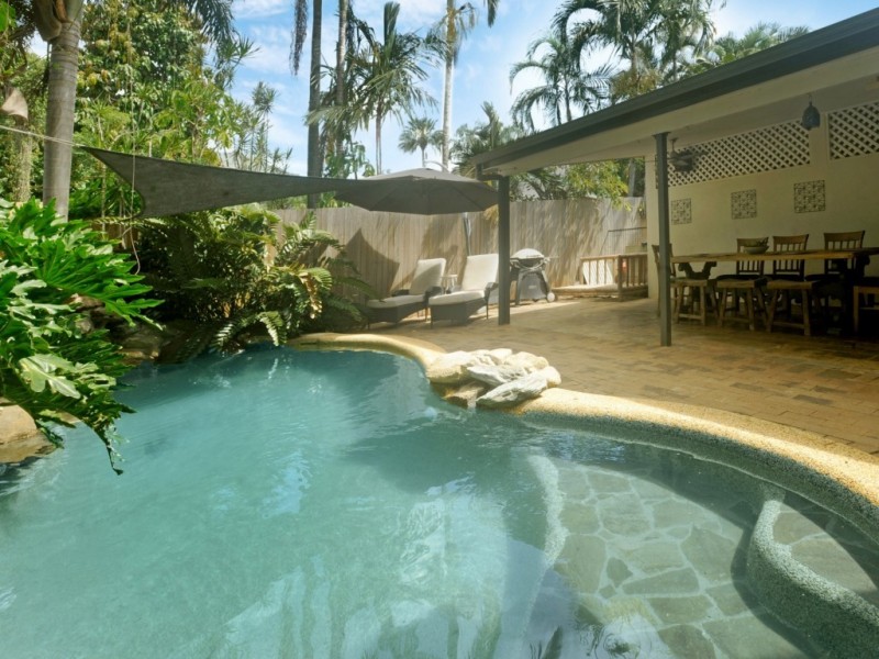 22 Carramar Crescent, Caravonica QLD 4878