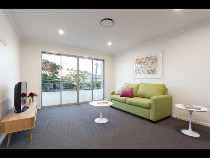 125 Graceville Avenue, Graceville QLD 4075